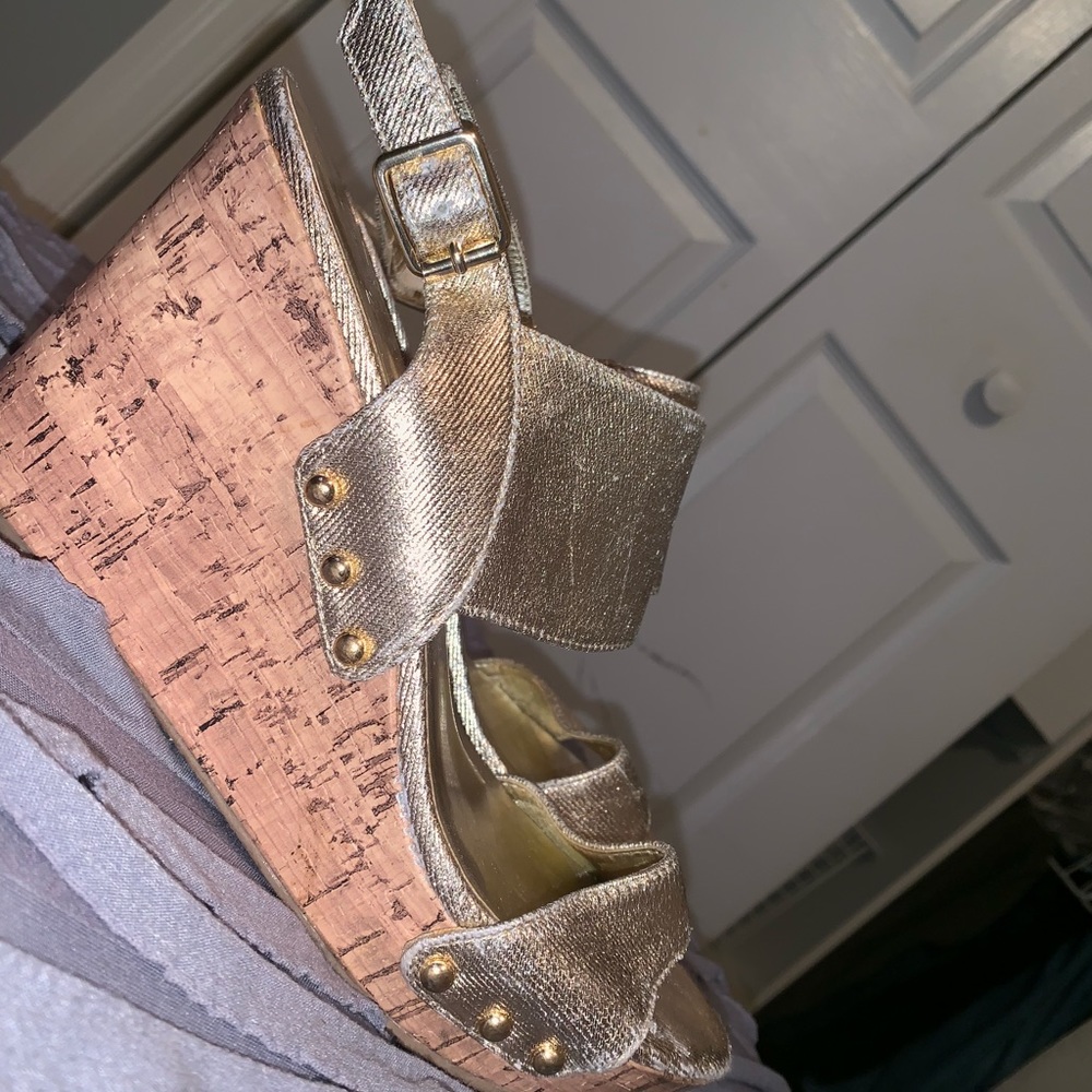 Madden Girl Wedges